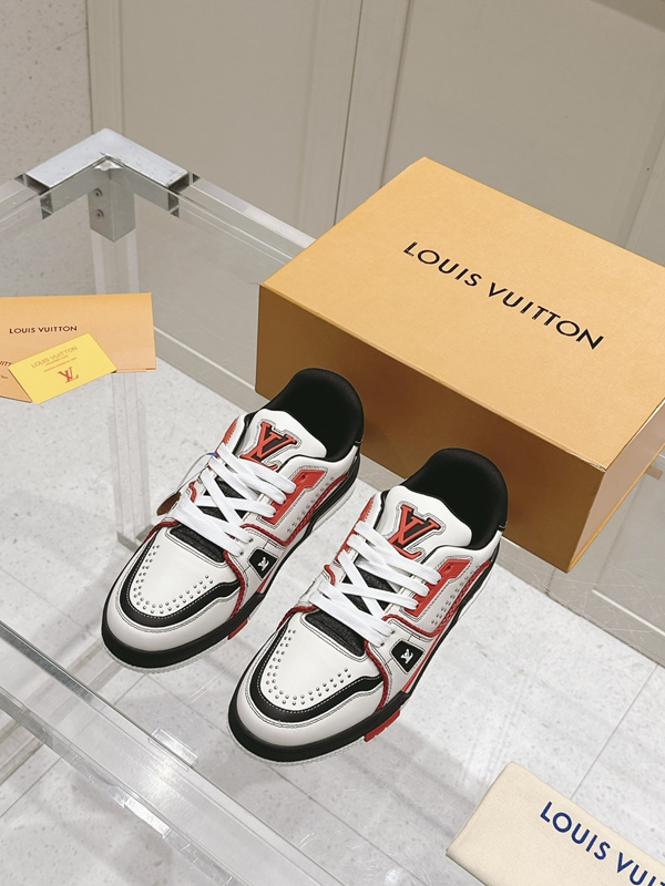 ルイヴィトン靴正面デザイン